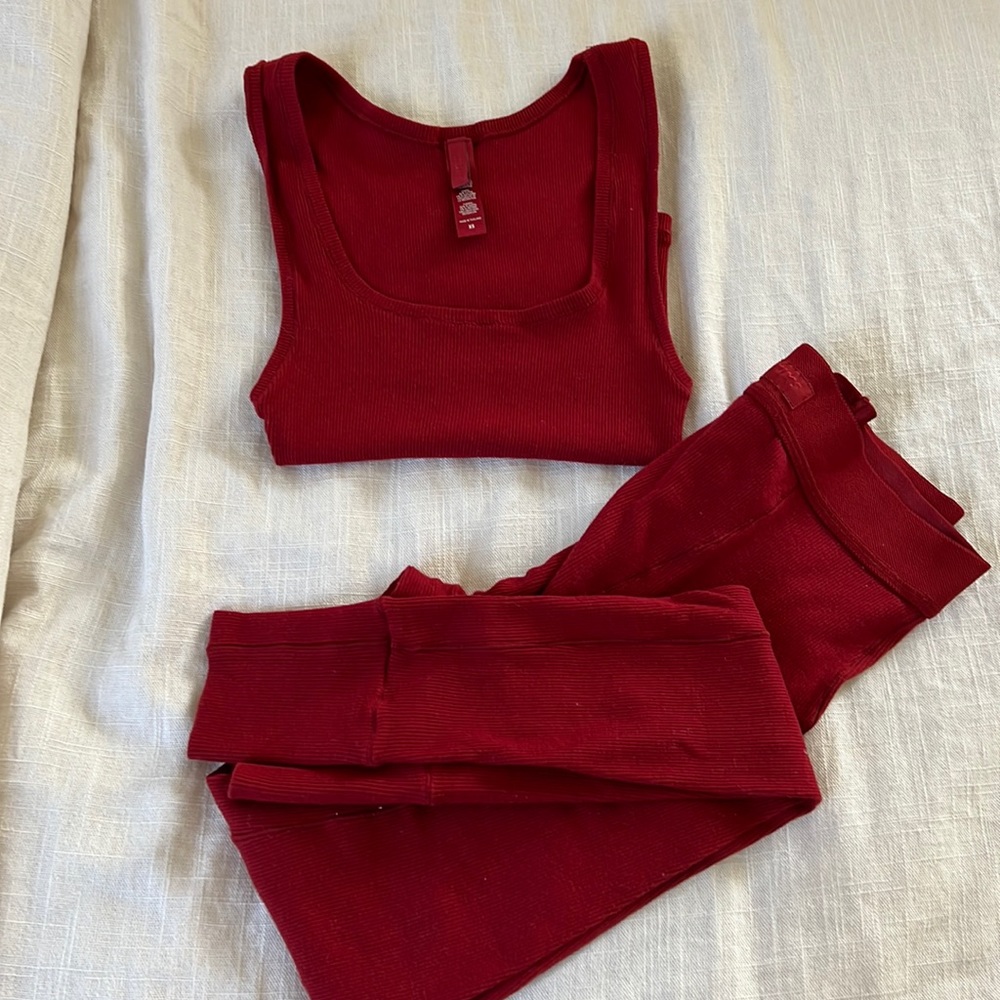 Skims brick red ribbed pj tank and pants